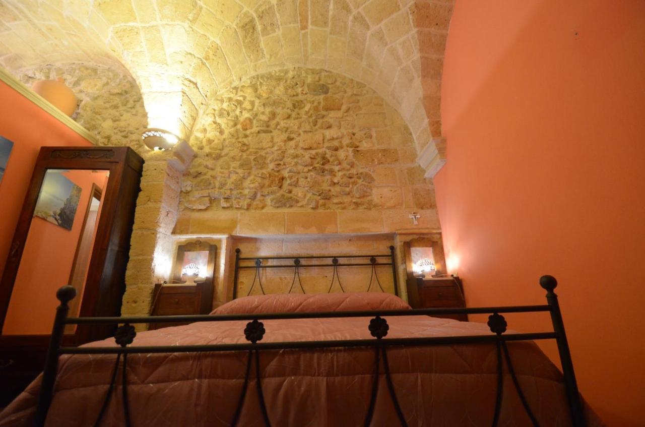 B&B Corte Dei Figuli San Pietro in Lama Bagian luar foto