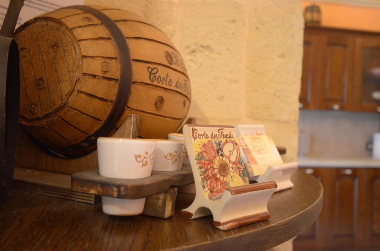 B&B Corte Dei Figuli San Pietro in Lama Bagian luar foto